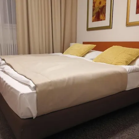 Akat 3* Prag